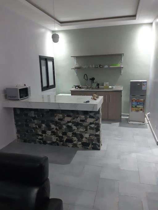 Appartement Studiordc3 Proche Yoff